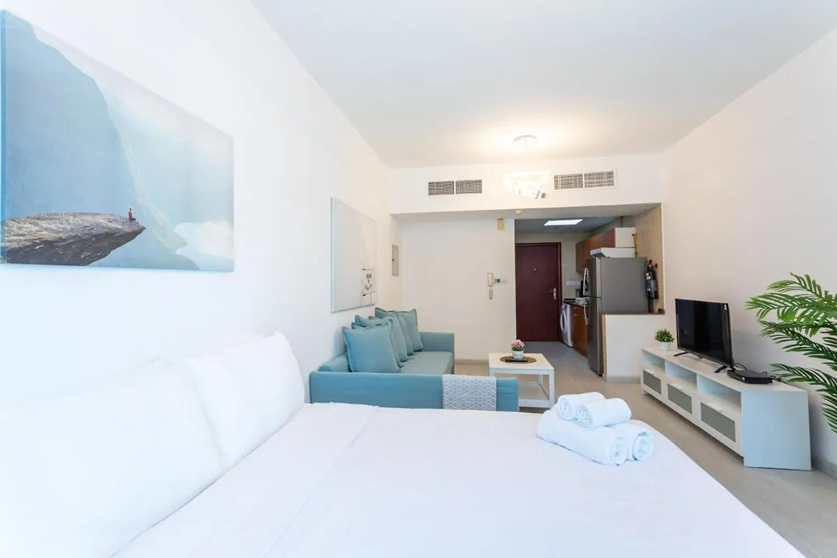 Apartment Upgraded L Stunning Studio In Dubai Marina Sleeps 4