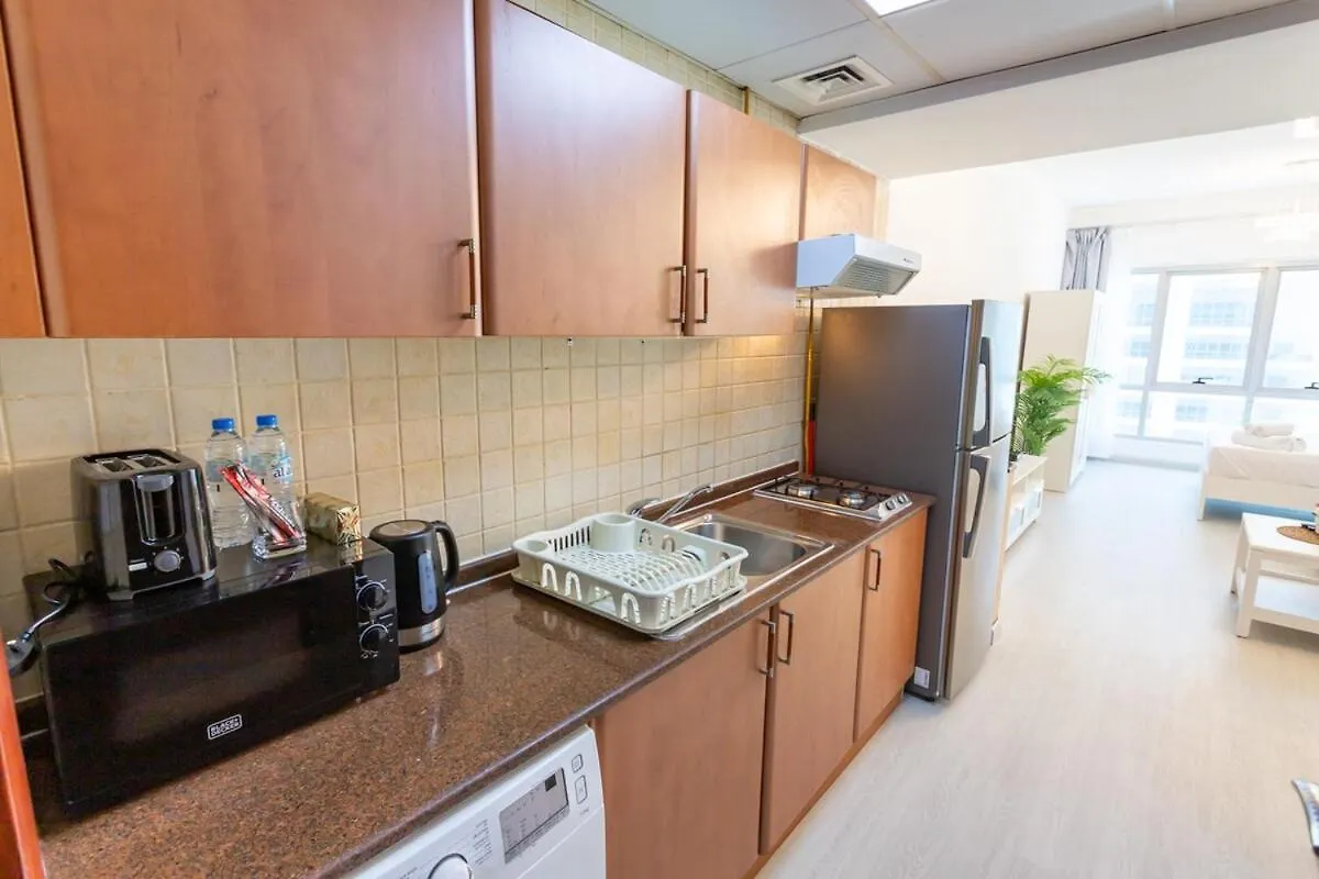 Upgraded L Stunning Studio In Dubai Marina Sleeps 4 Apartment