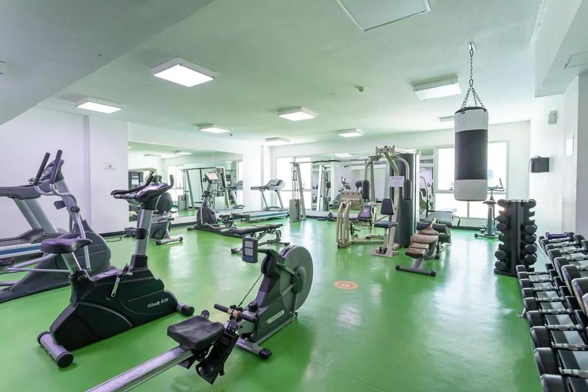 Upgraded L Stunning Studio In Dubai Marina Sleeps 4 United Arab Emirates